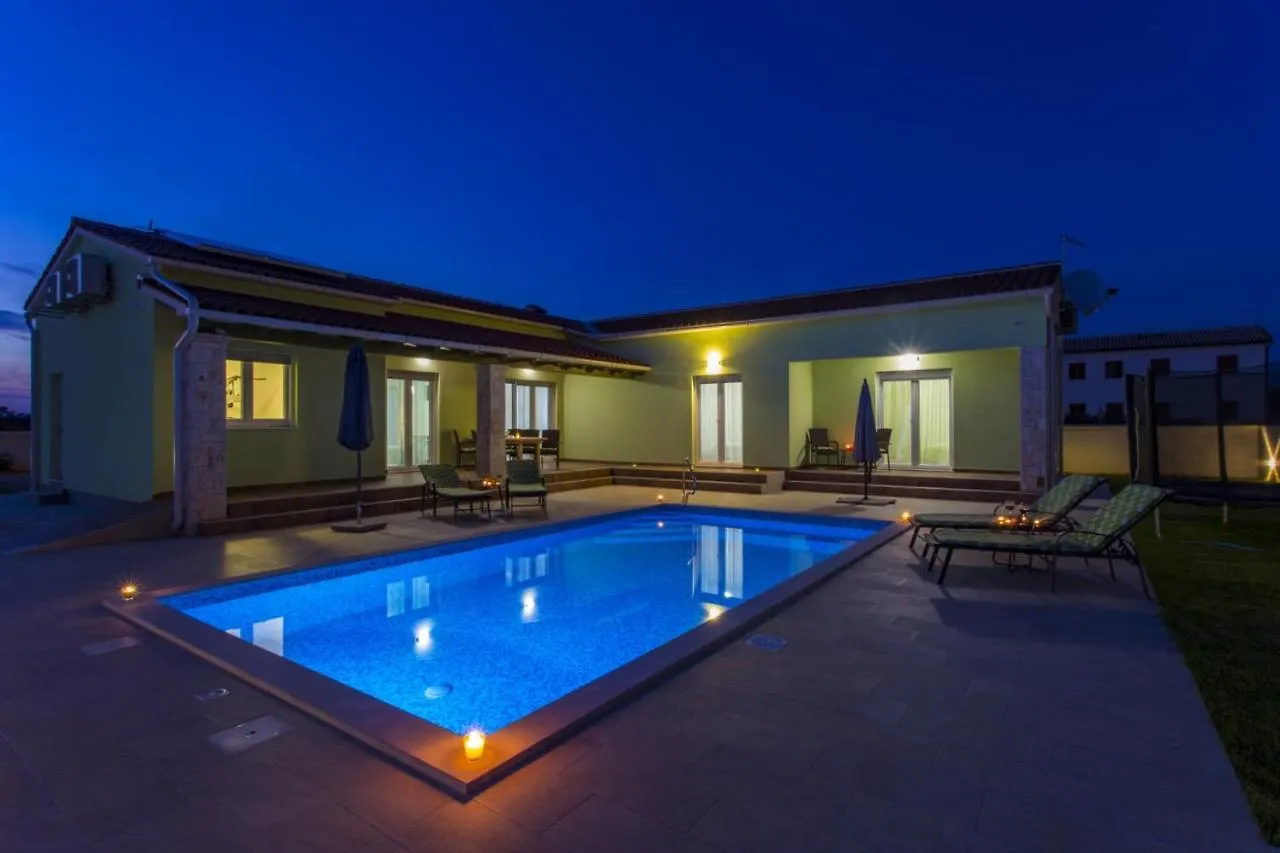 Villa Casa Laganini Štokovci Kroatien